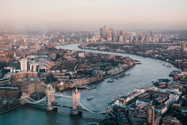 英国华人门店经营场景